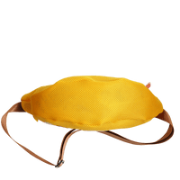 Sandwich Mesh Shoulder Bag / Banana