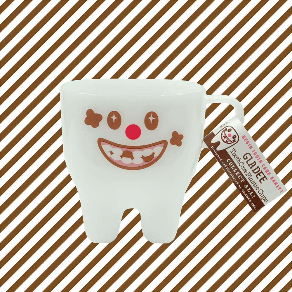 Tooth Plastic Cup / Decay