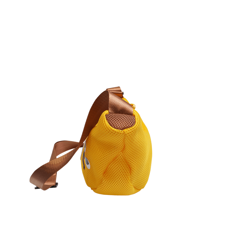 Sandwich Mesh Shoulder Bag / Banana